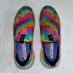 Rainbow Skechers Slip On Sneakers Size 4.5
